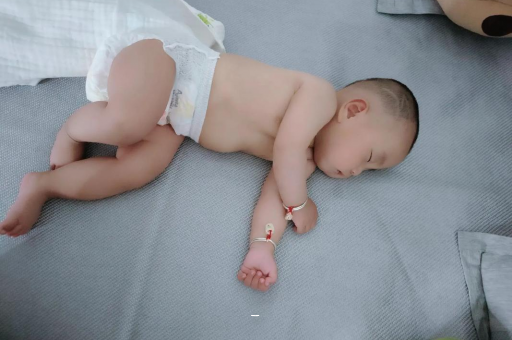 岑溪怀孕初期小腹痉挛